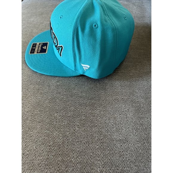 Men's Fanatics Branded Teal Miami Marlins Cooperstown Collection Fitted Hat 71/4 - Picture 5 of 9